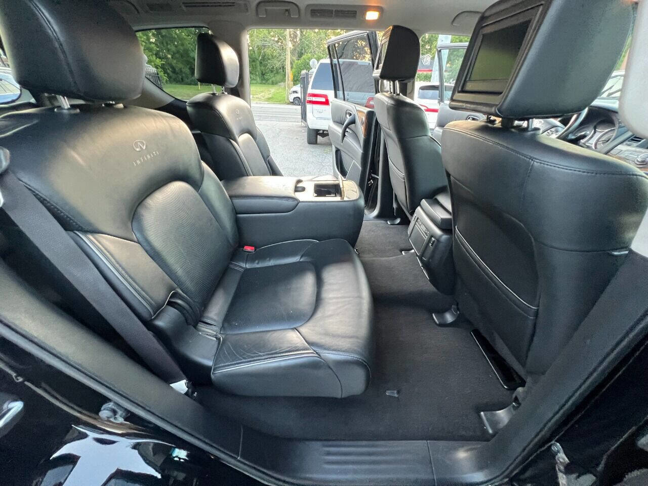 Used 2014 INFINITI QX80 4WD w/ Theater Package image 20