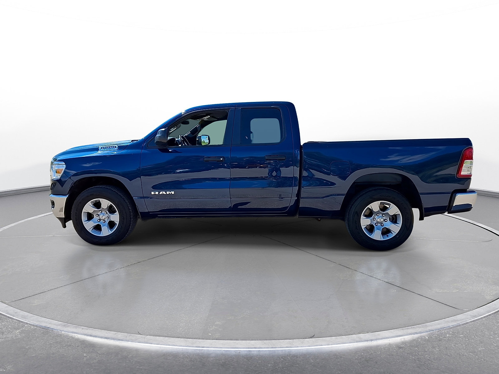 Used 2023 RAM 1500 Big Horn AWD/4WD image 5