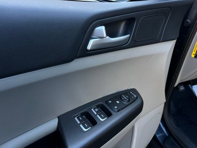 Used 2022 Kia Sportage LX w/ LX FWD Value Edition Package image 11