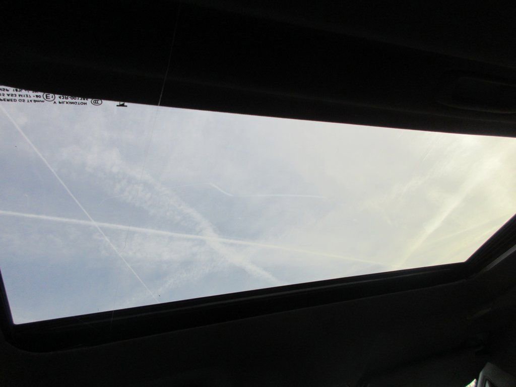 New 2026 GMC Sierra 3500 SLT w/ SLT Premium Package image 16