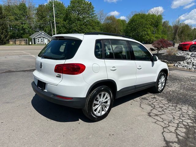 Used 2017 Volkswagen Tiguan Limited w/ Premium Package AWD/4WD image 6