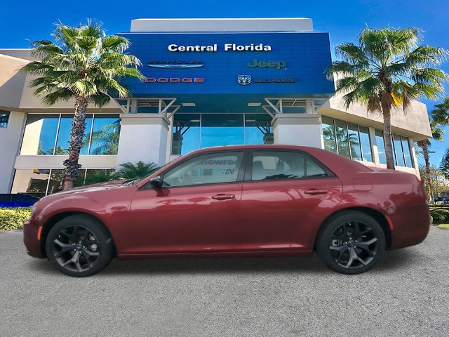 Certified 2023 Chrysler 300 Touring w/ Sport Appearance Package RWD image 8