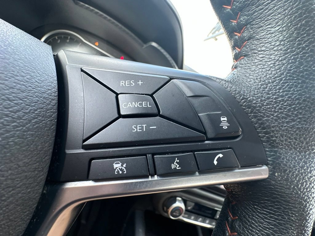 Used 2024 Nissan Versa SR FWD image 22