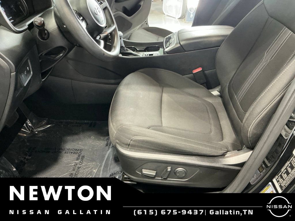 Used 2023 Hyundai Tucson SEL FWD image 11