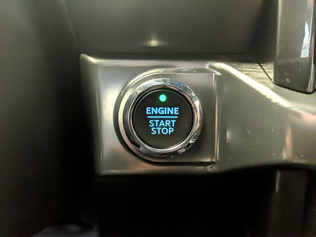 Used 2021 Ford F150 Lariat w/ Equipment Group 502A High image 27