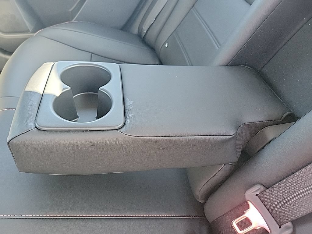 New 2025 Nissan Sentra SR w/ SR Premium Package FWD image 34