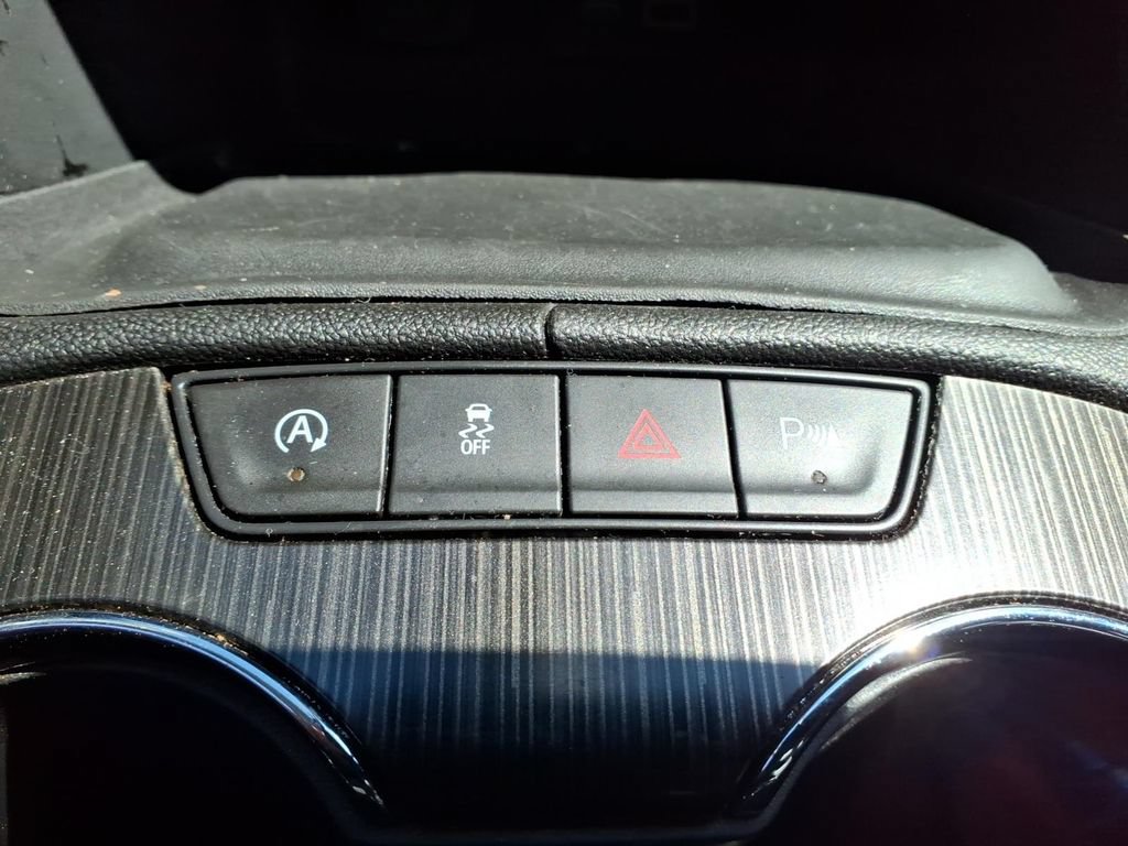 Used 2023 GMC Acadia SLT AWD/4WD image 33