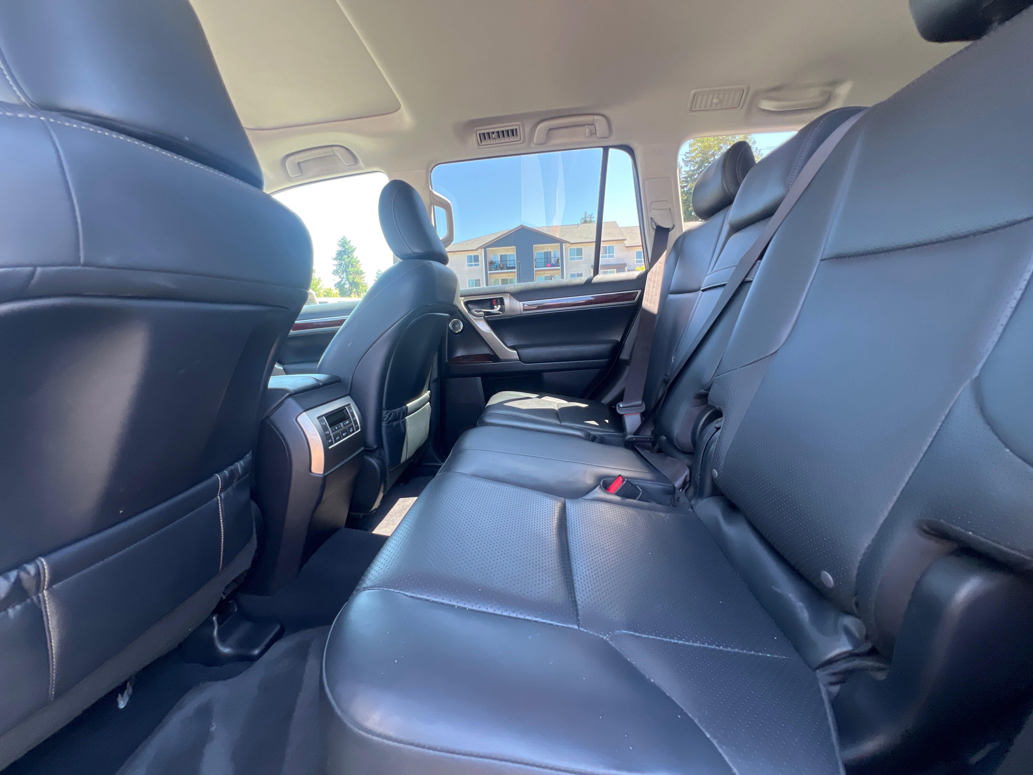 Used 2019 Lexus GX 460 Luxury image 29