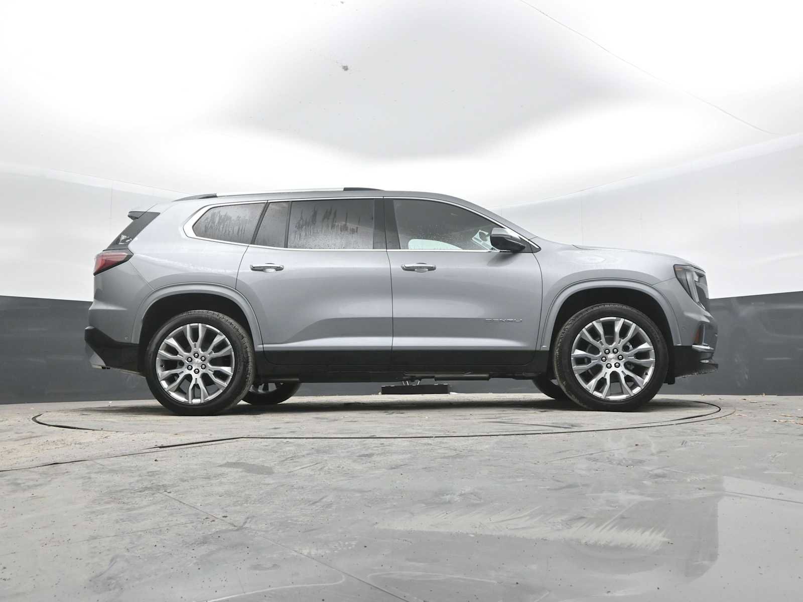 New 2026 GMC Acadia Denali w/ Super Cruise Package AWD/4WD image 45