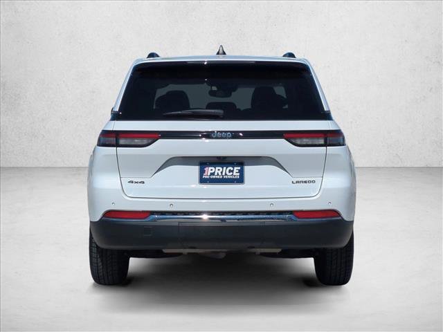 Used 2022 Jeep Grand Cherokee Laredo w/ Luxury Tech Group I AWD/4WD image 7