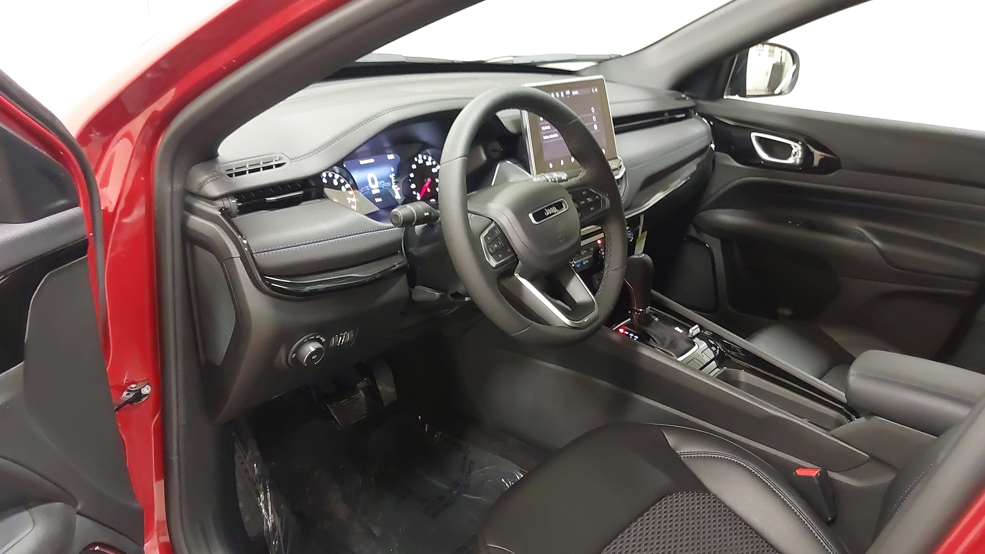 New 2026 Jeep Compass Latitude w/ Quick Order Package 29K image 17