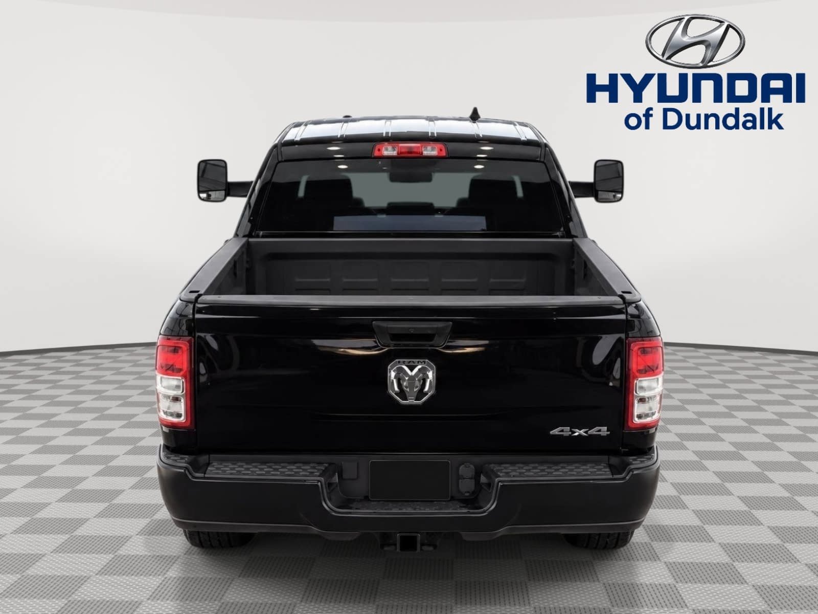Used 2022 RAM 3500 Tradesman AWD/4WD image 3