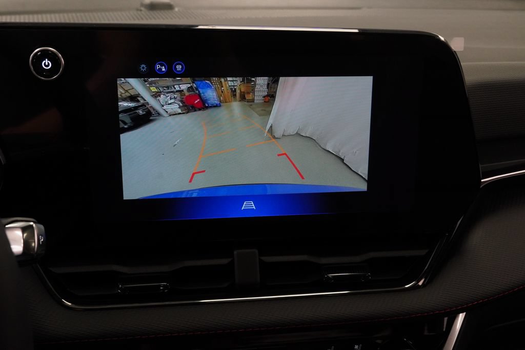 New 2027 Chevrolet Equinox RS w/ Convenience Package III AWD/4WD image 18