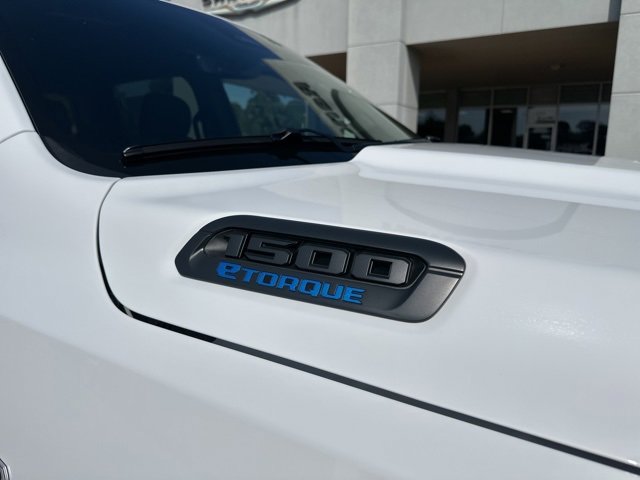 New 2026 RAM 1500 4x4 Crew Cab image 54