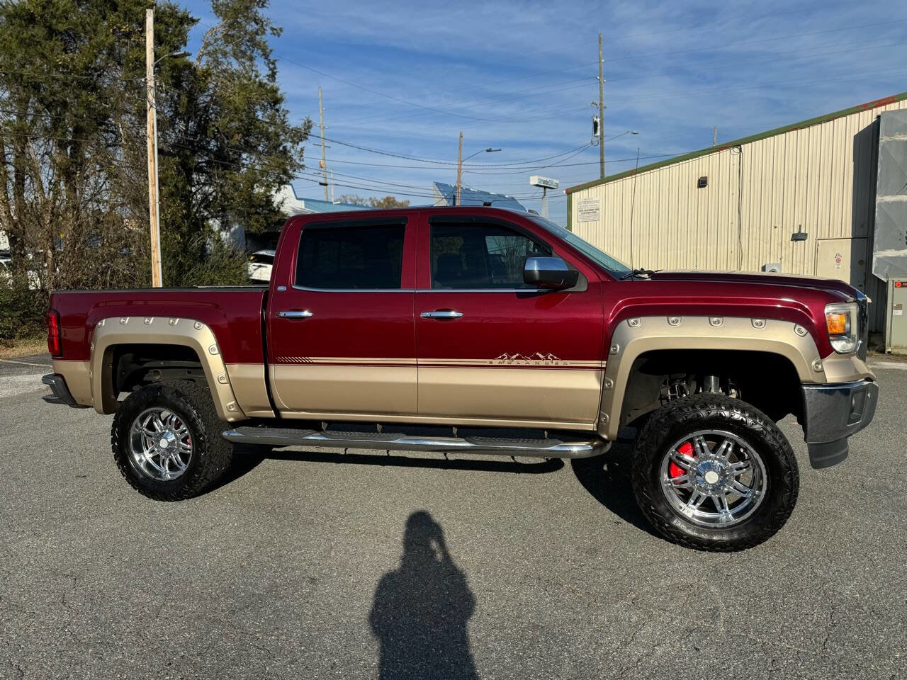 Used 2015 GMC Sierra 1500 SLT w/ SLT Preferred Package AWD/4WD image 34
