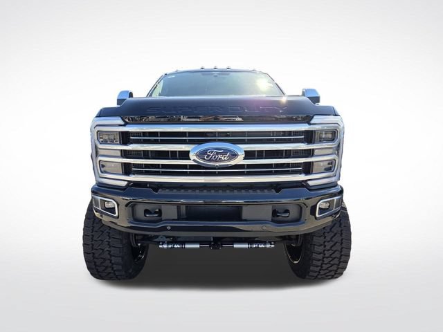 Used 2026 Ford F250 Platinum w/ Platinum Plus Package AWD/4WD image 3