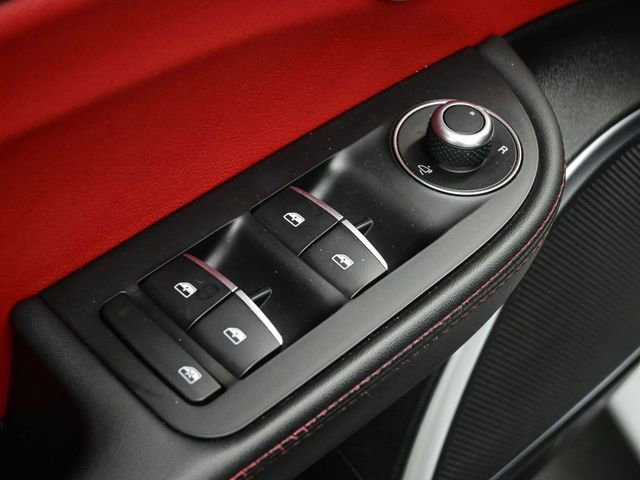 Used 2021 Alfa Romeo Giulia Ti Sport image 23