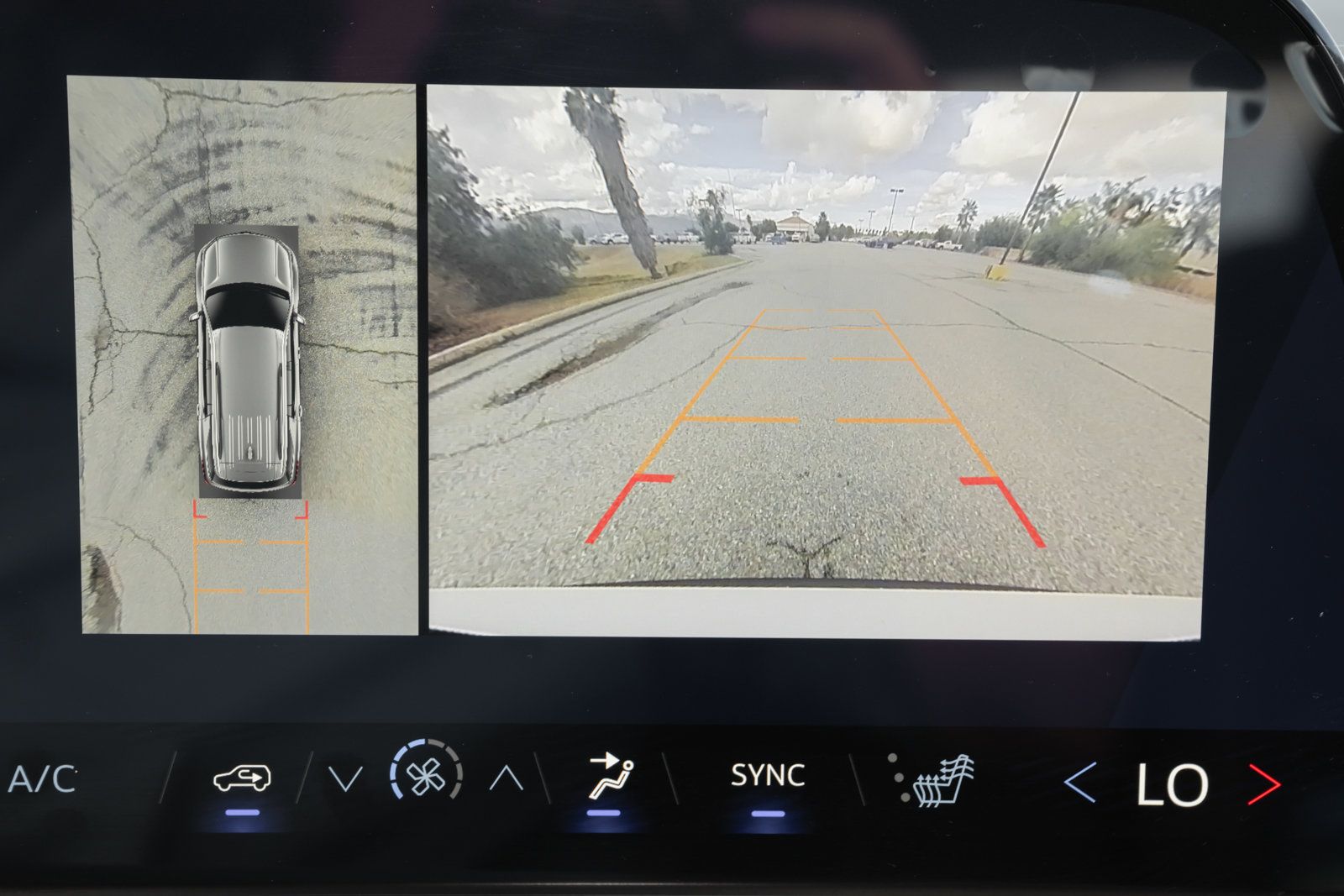 New 2026 Chevrolet Traverse LT w/ Driver Confidence Package image 27