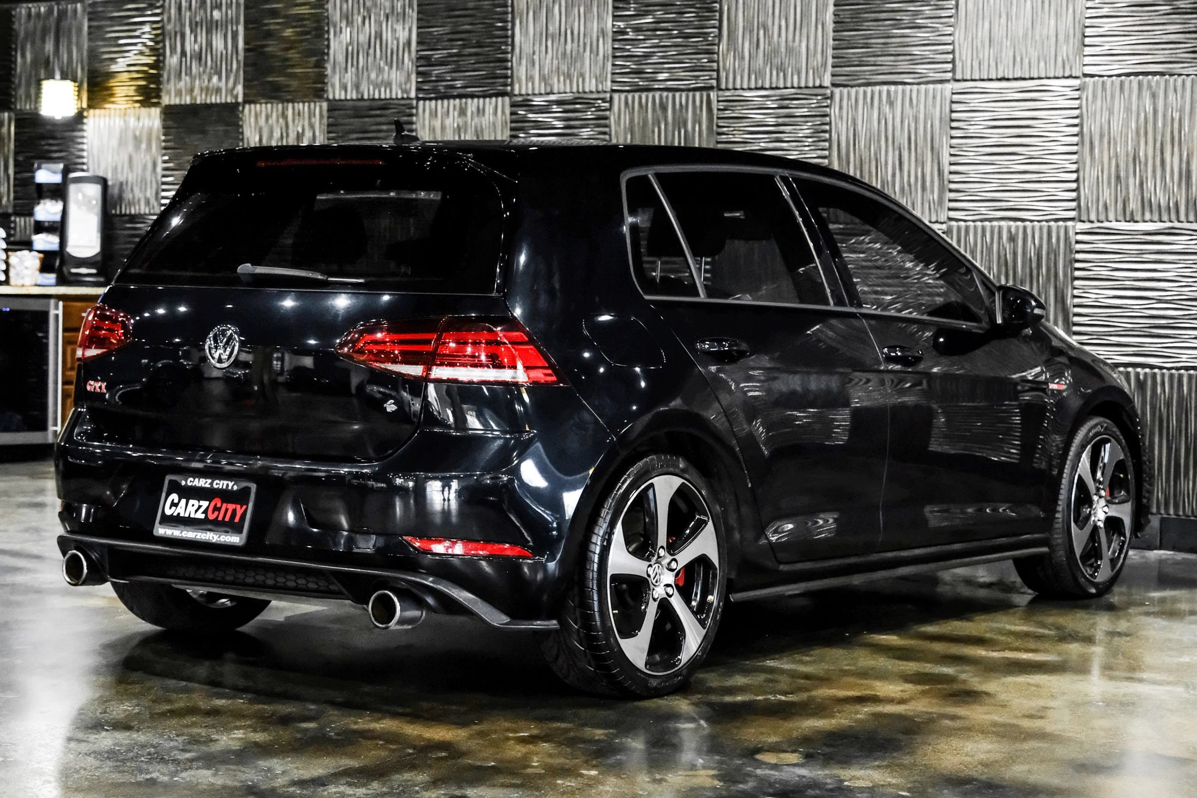 Used 2019 Volkswagen GTI Rabbit Edition FWD image 7