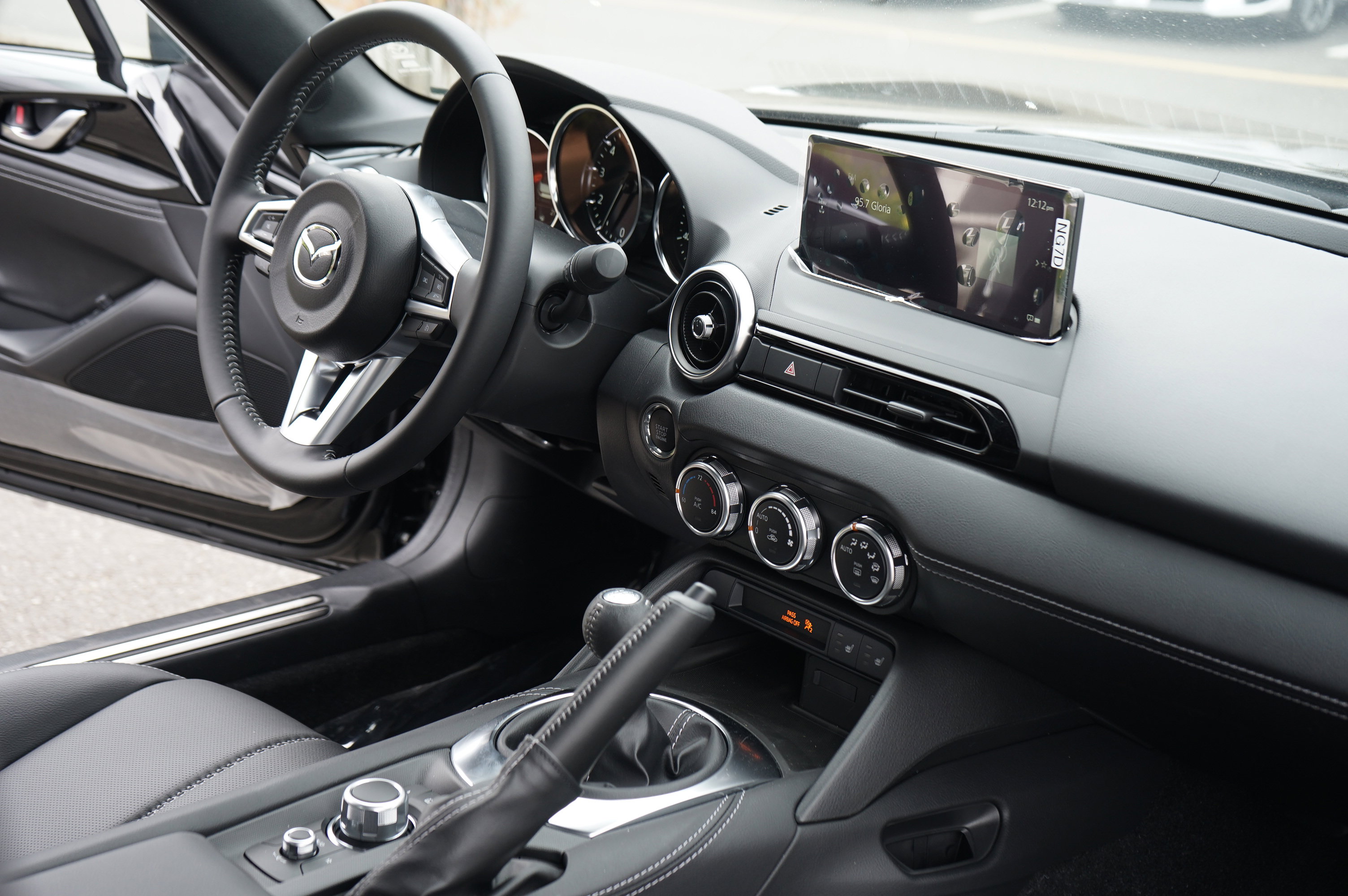 New 2025 MAZDA MX-5 Miata Grand Touring w/ Weather Package image 13