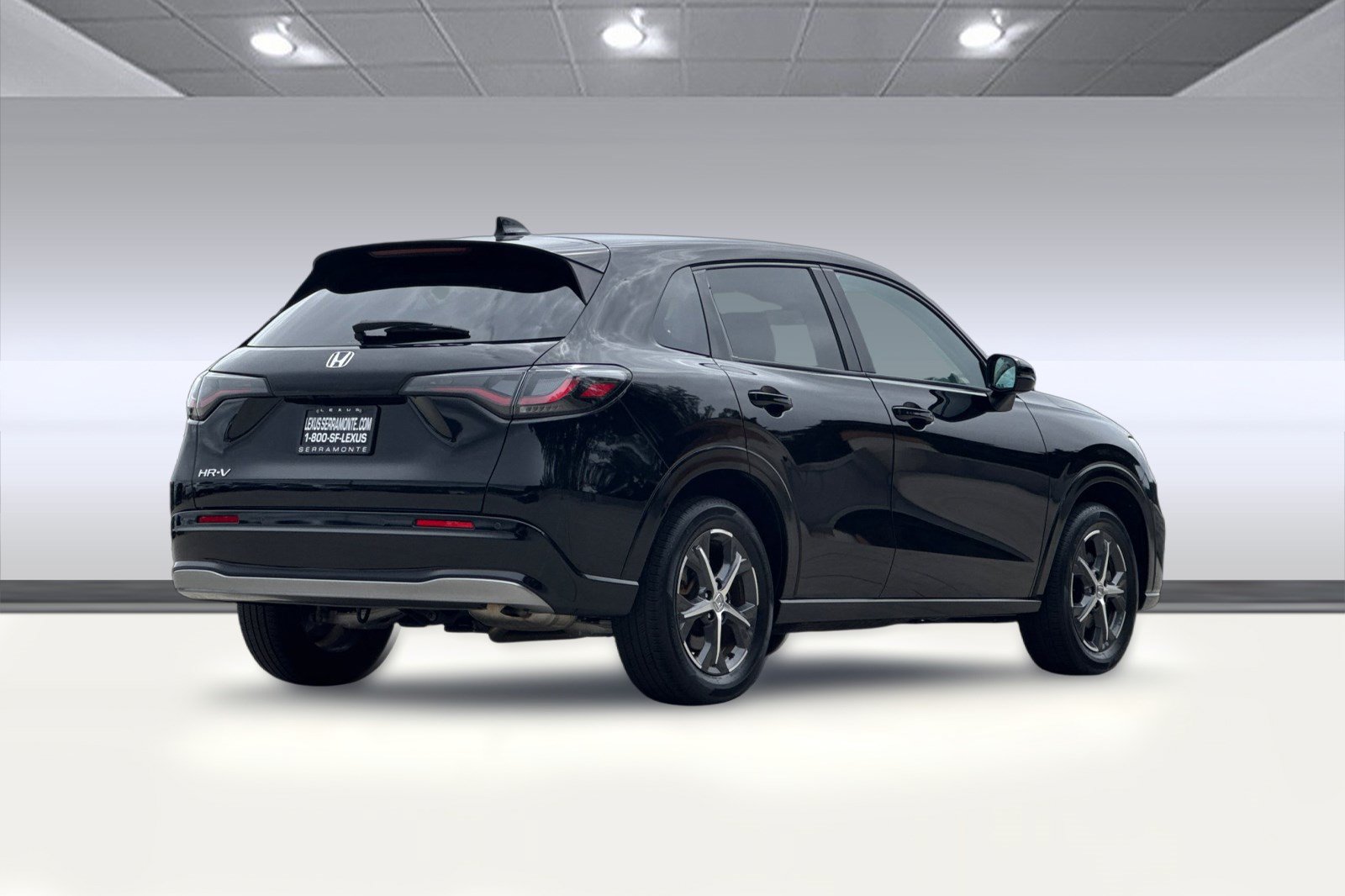Used 2024 Honda HR-V EX-L image 8