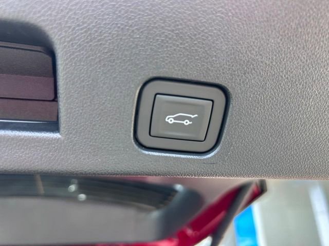 New 2025 Buick Enclave Sport Touring w/ Super Cruise Package FWD image 8