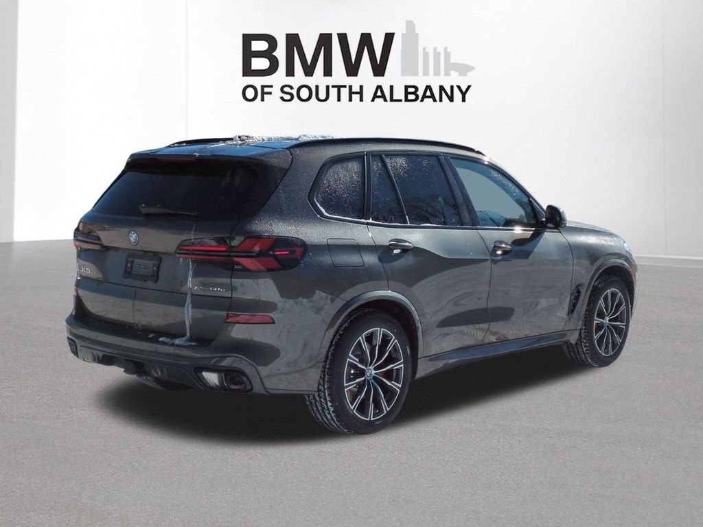 New 2026 BMW X5 xDrive50e w/ Executive Package image 6