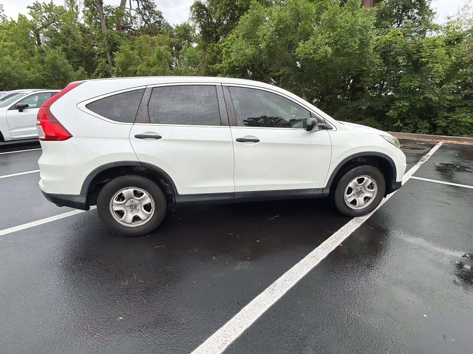 Used 2016 Honda CR-V LX image 15