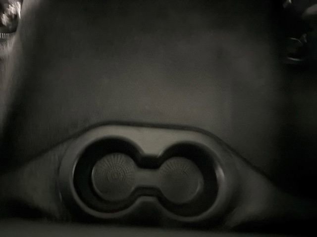 Used 2021 RAM 1500 Tradesman w/ Chrome Appearance Group image 16