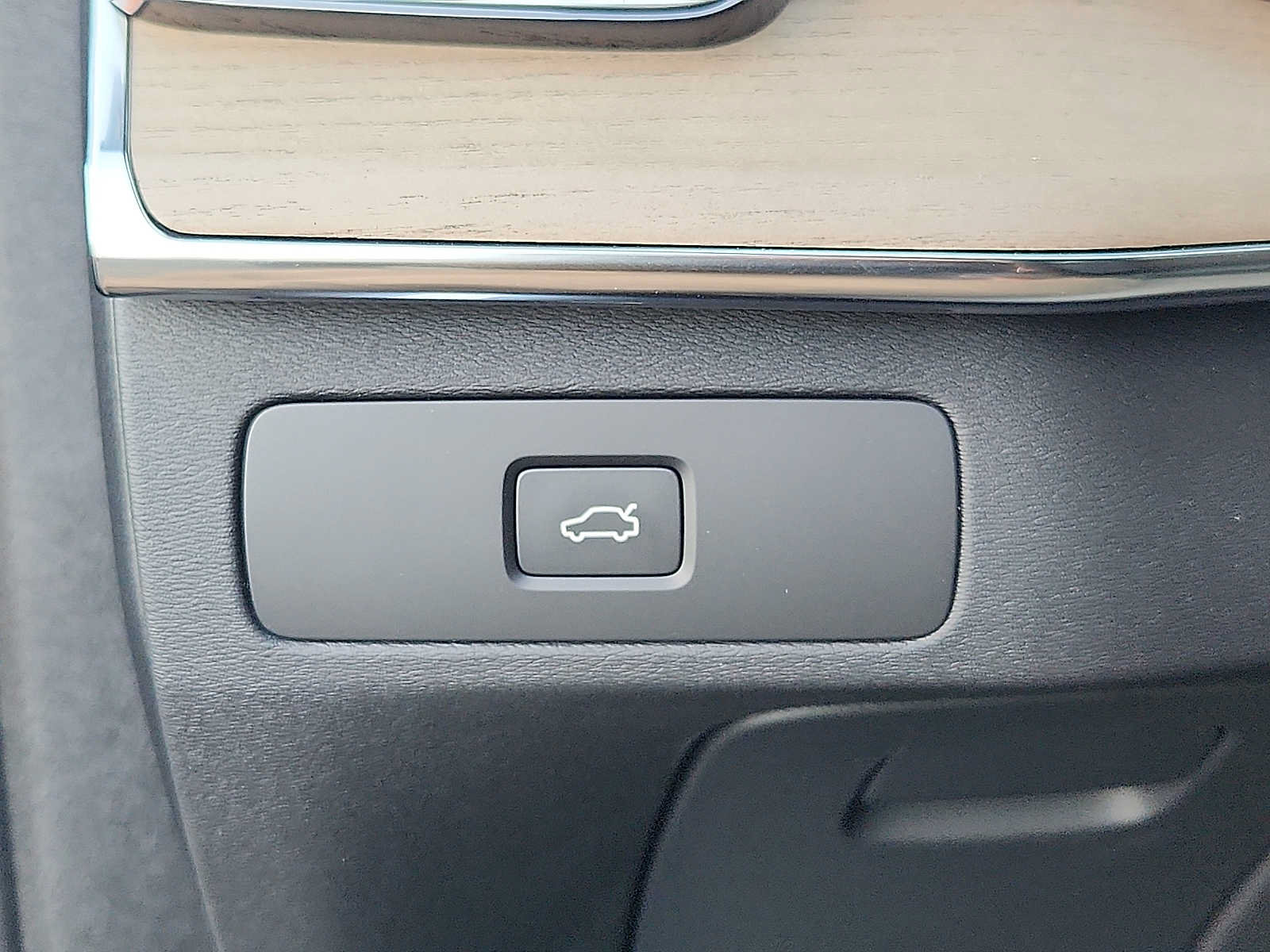 Used 2027 Volvo XC90 B6 Plus AWD/4WD image 22