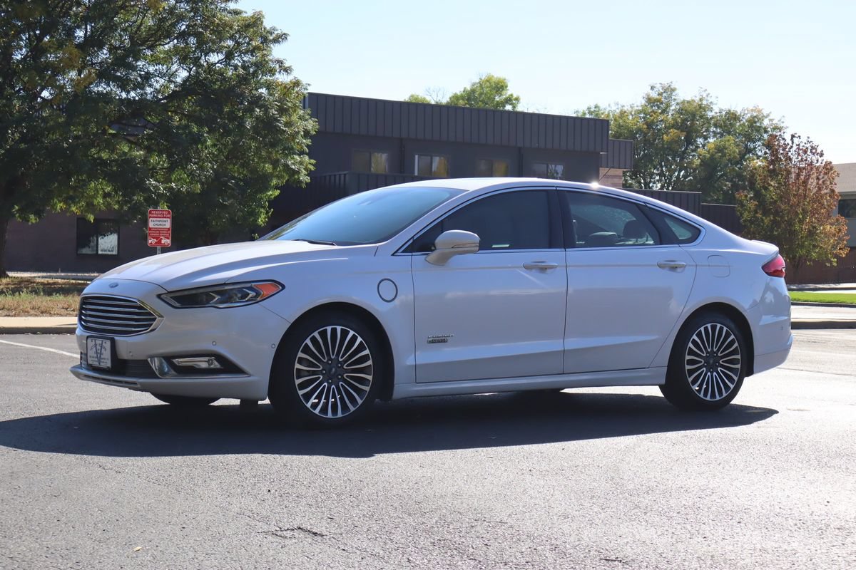 Used 2017 Ford Fusion Energi Titanium FWD image 12