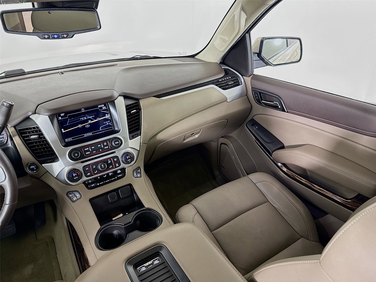 Used 2016 GMC Yukon SLT w/ Open Road Package image 26