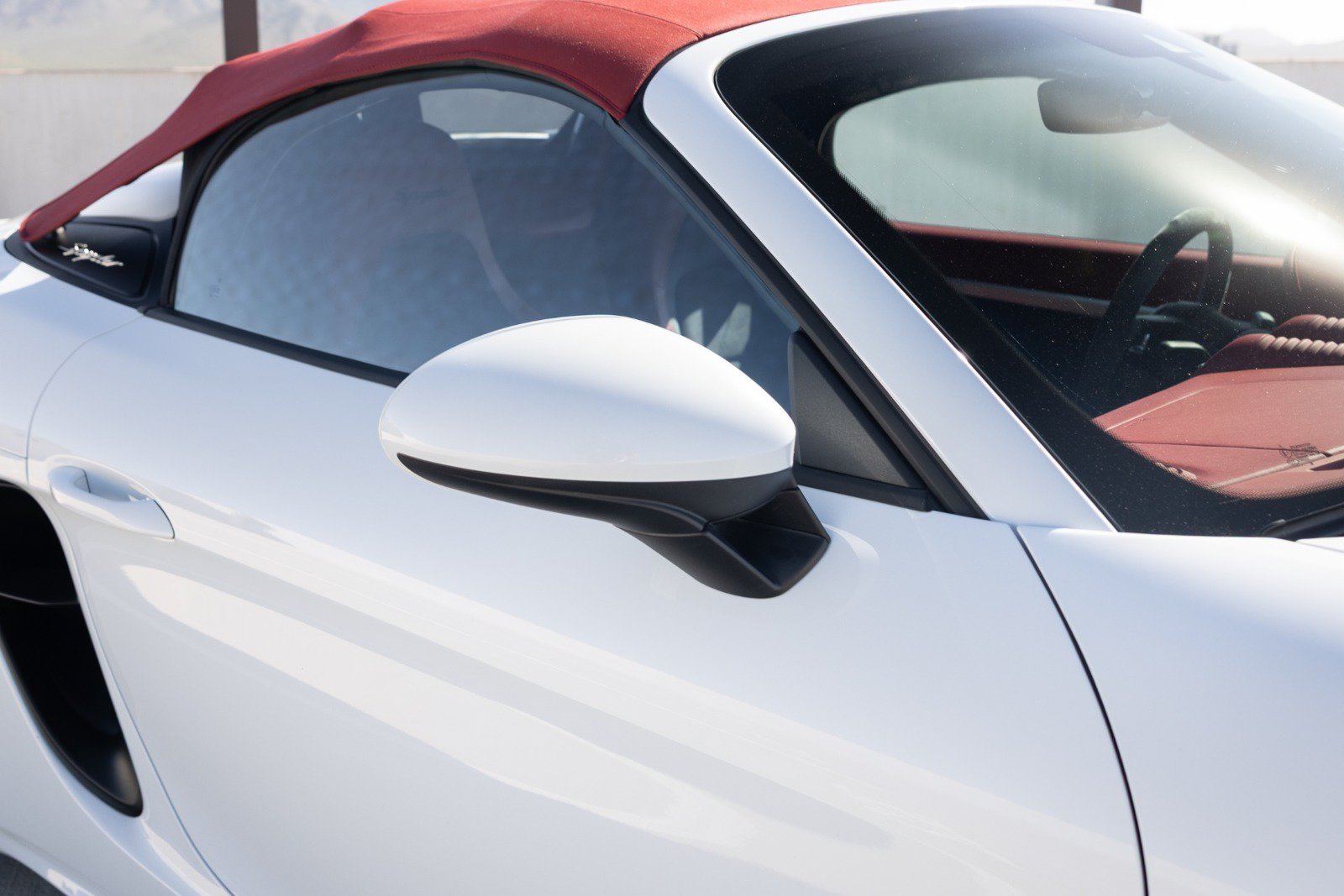 Used 2020 Porsche 718 Boxster Spyder RWD image 23