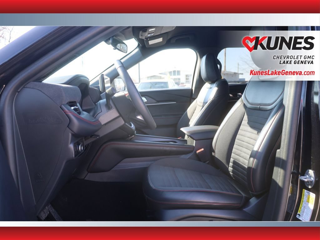 Used 2025 Ford Explorer ST-Line AWD/4WD image 31