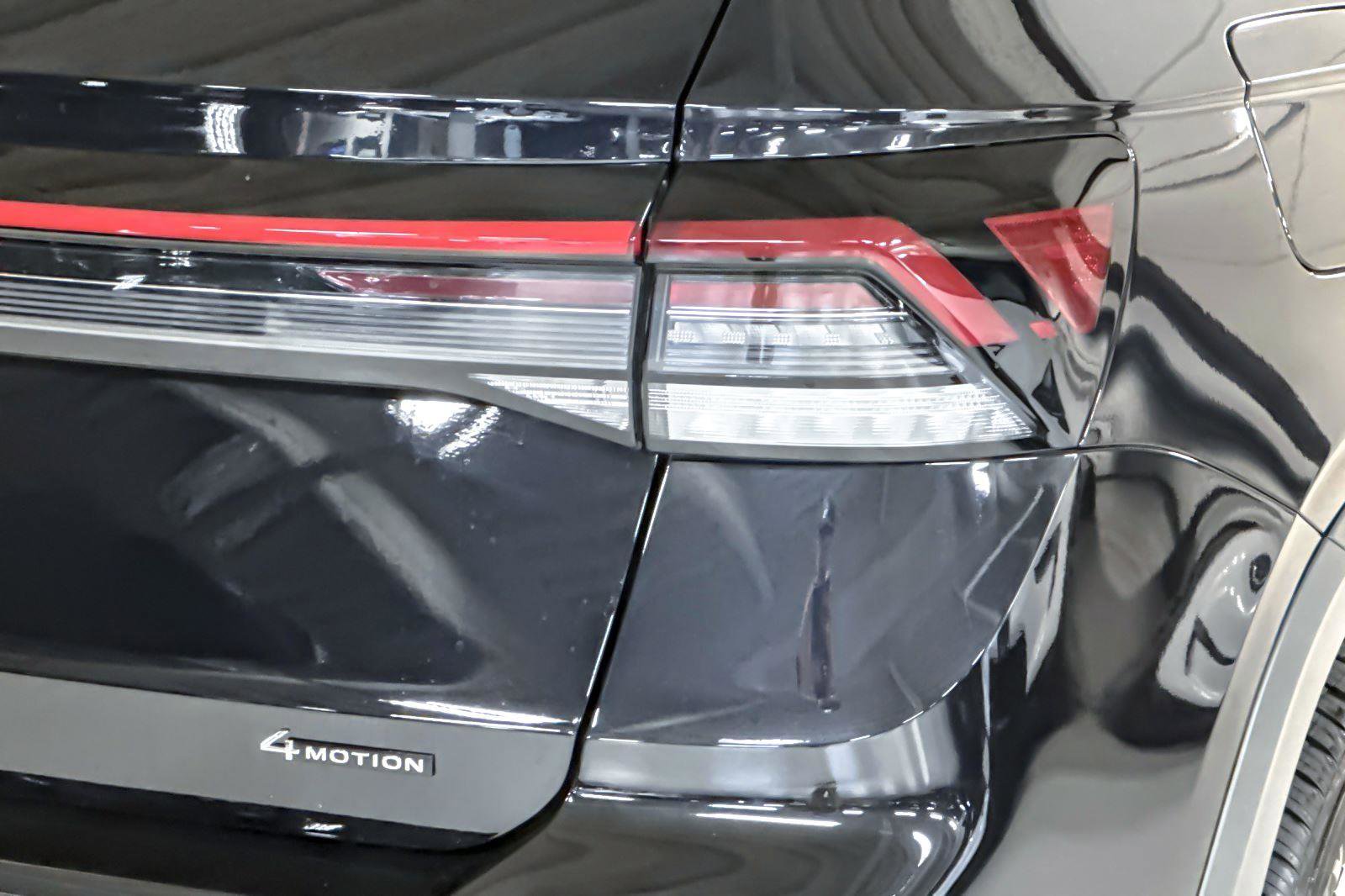 New 2025 Volkswagen Taos SEL image 26