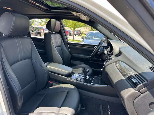 Used 2018 BMW X4 xDrive28i AWD/4WD image 28