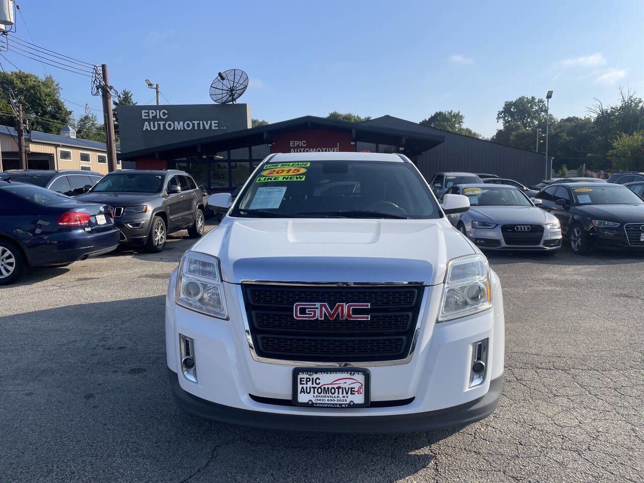 Used 2015 GMC Terrain SLE image 2