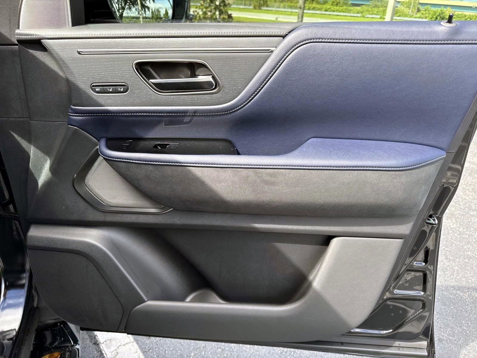 New 2026 INFINITI QX80 4WD w/ Sport Exterior Package image 12