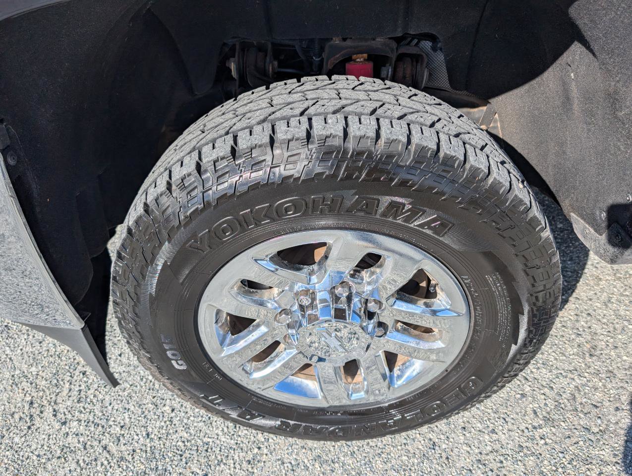 Used 2015 Chevrolet Silverado 2500 LTZ w/ LTZ Plus Package AWD/4WD image 9