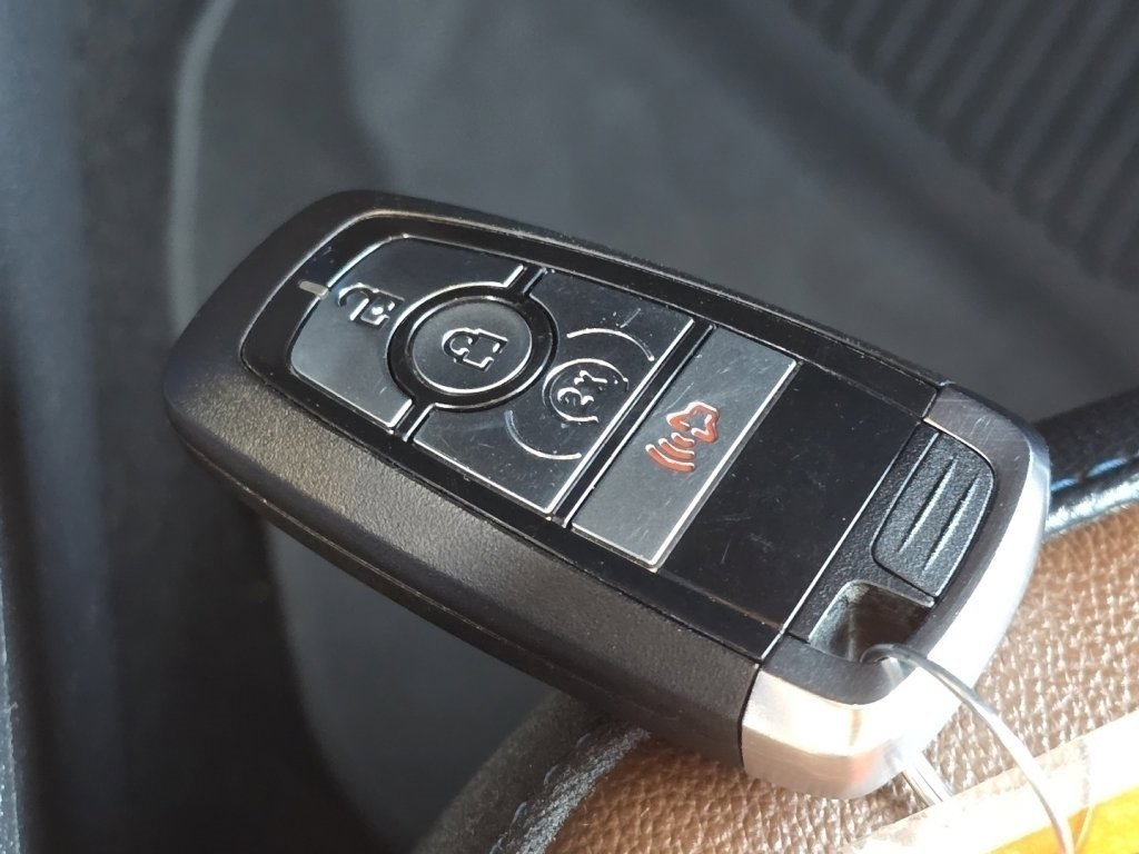 Used 2022 Ford Bronco Outer Banks image 34