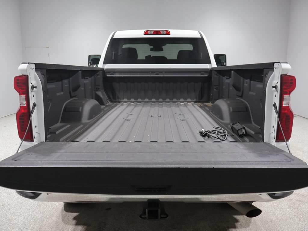 Used 2024 Chevrolet Silverado 3500 W/T AWD/4WD image 5