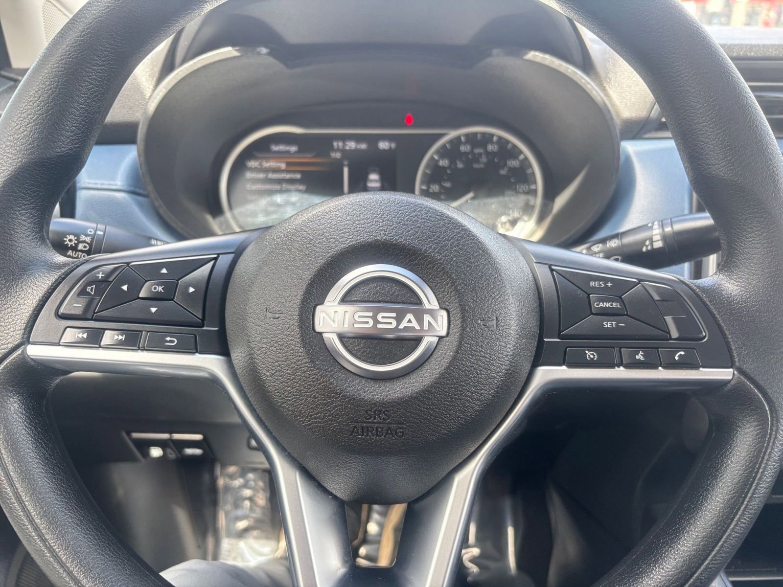 Used 2025 Nissan Versa SV FWD image 27