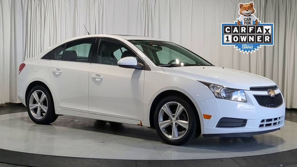 Used 2013 Chevrolet Cruze LT FWD video 2