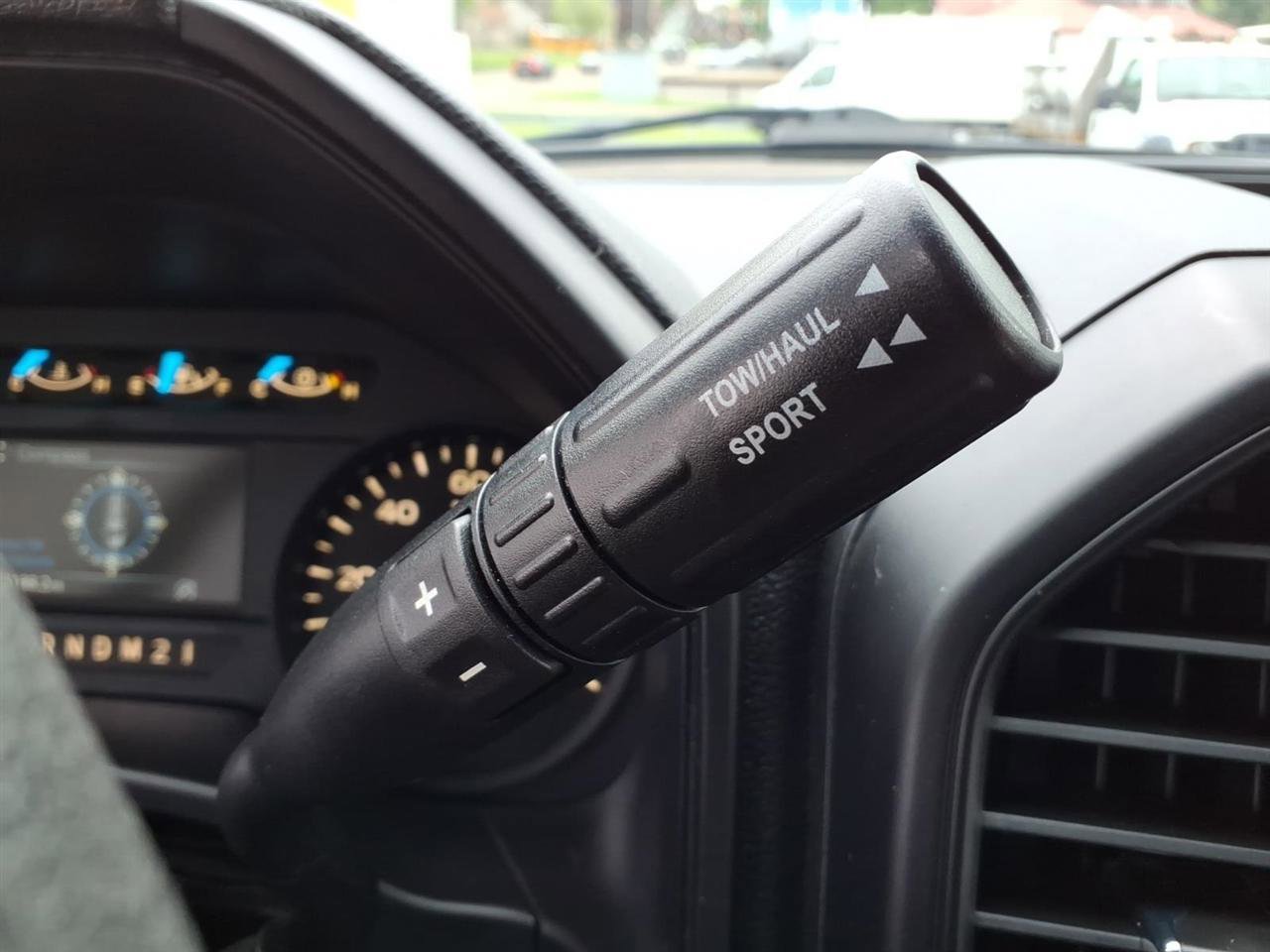 Used 2017 Ford F150 XL w/ Equipment Group 101A Mid AWD/4WD image 24