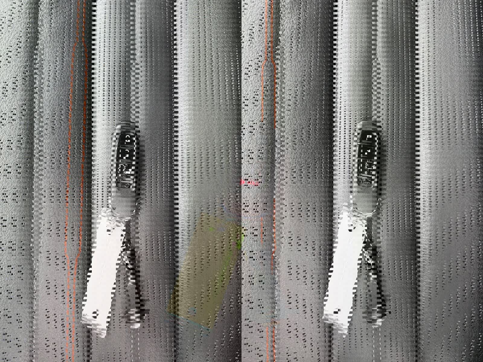 Used 2025 Honda CR-V Sport Touring image 10