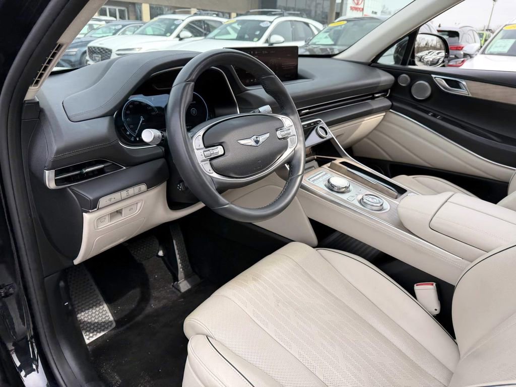 Used 2023 Genesis GV80 2.5T w/ Prestige 20" Package image 13