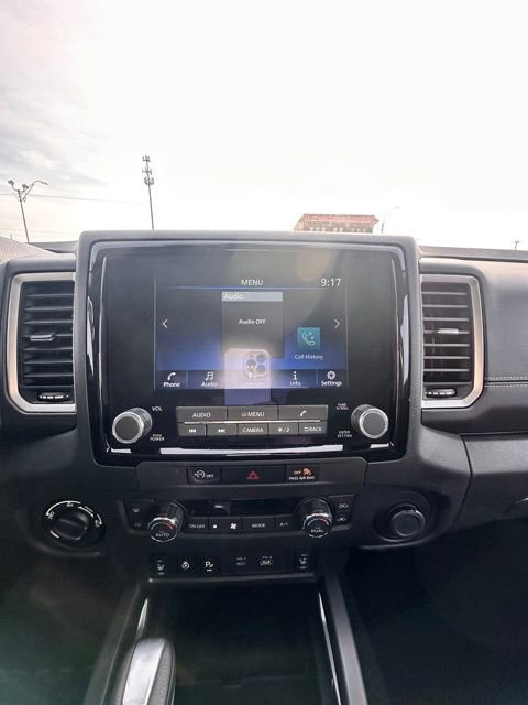 Certified 2024 Nissan Frontier SV w/ Hardbody Edition image 14