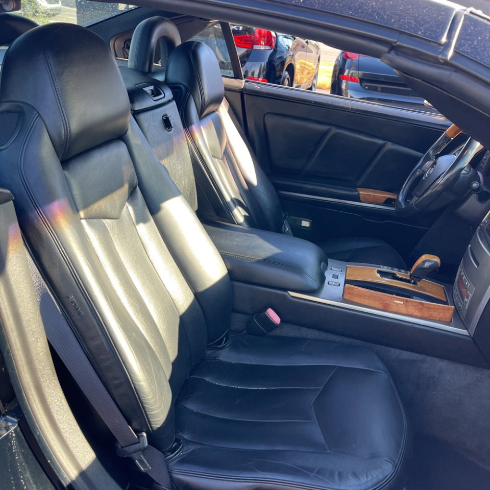 Used 2004 Cadillac XLR 2dr Convertible image 16