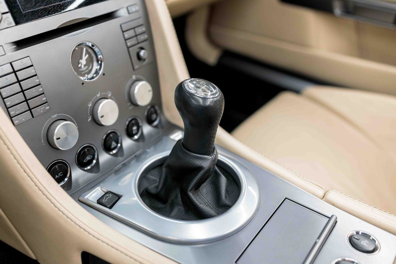 Used 2006 Aston Martin DB9 Volante RWD image 62
