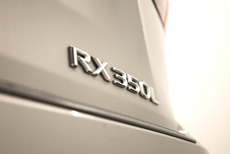 Used 2020 Lexus RX 350L Luxury image 44